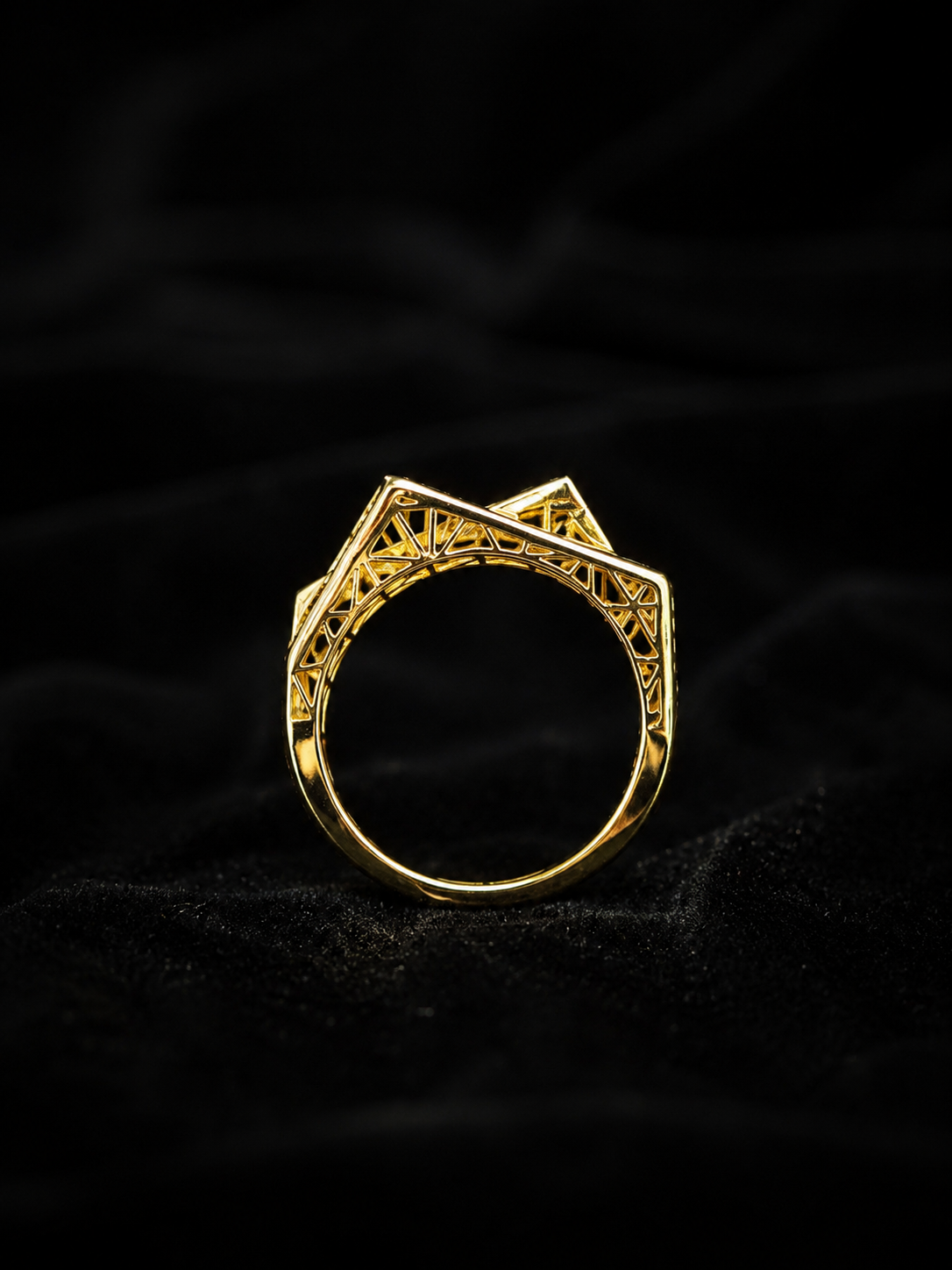 exclusive women's ring