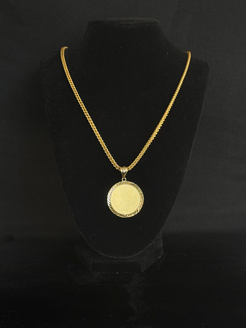 10k gold Franco chain + customizable pendant
